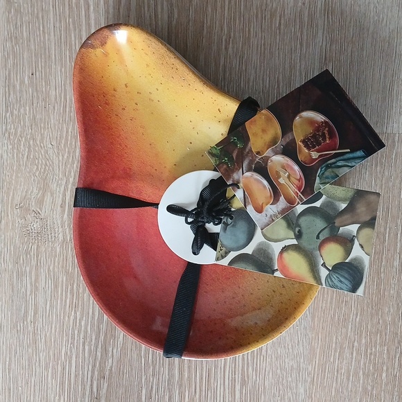 Set of 4 John Derian Target Melamine Pear Fruit Shaped Dessert Plates 9 x 7” - Picture 10 of 12